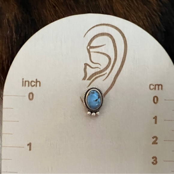 ❤️ Golden Hills Turquoise Navajo Style Matte Sterling Silver Stud Earrings .54”L - Picture 4 of 13